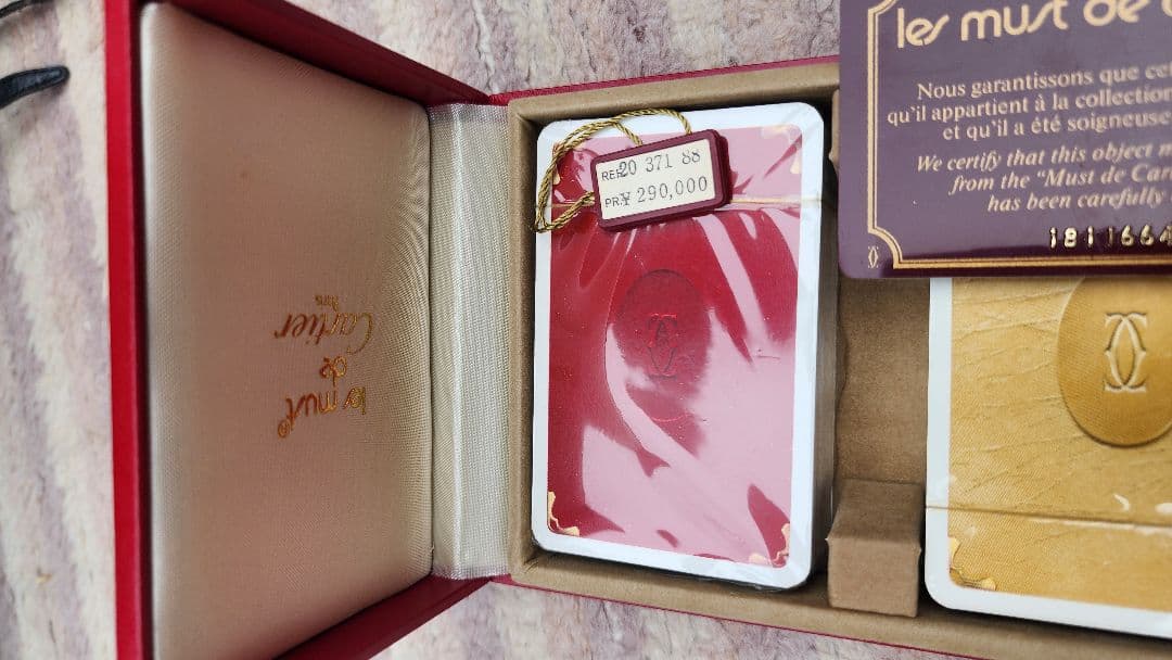 Cartier トランプセット 赤と金
