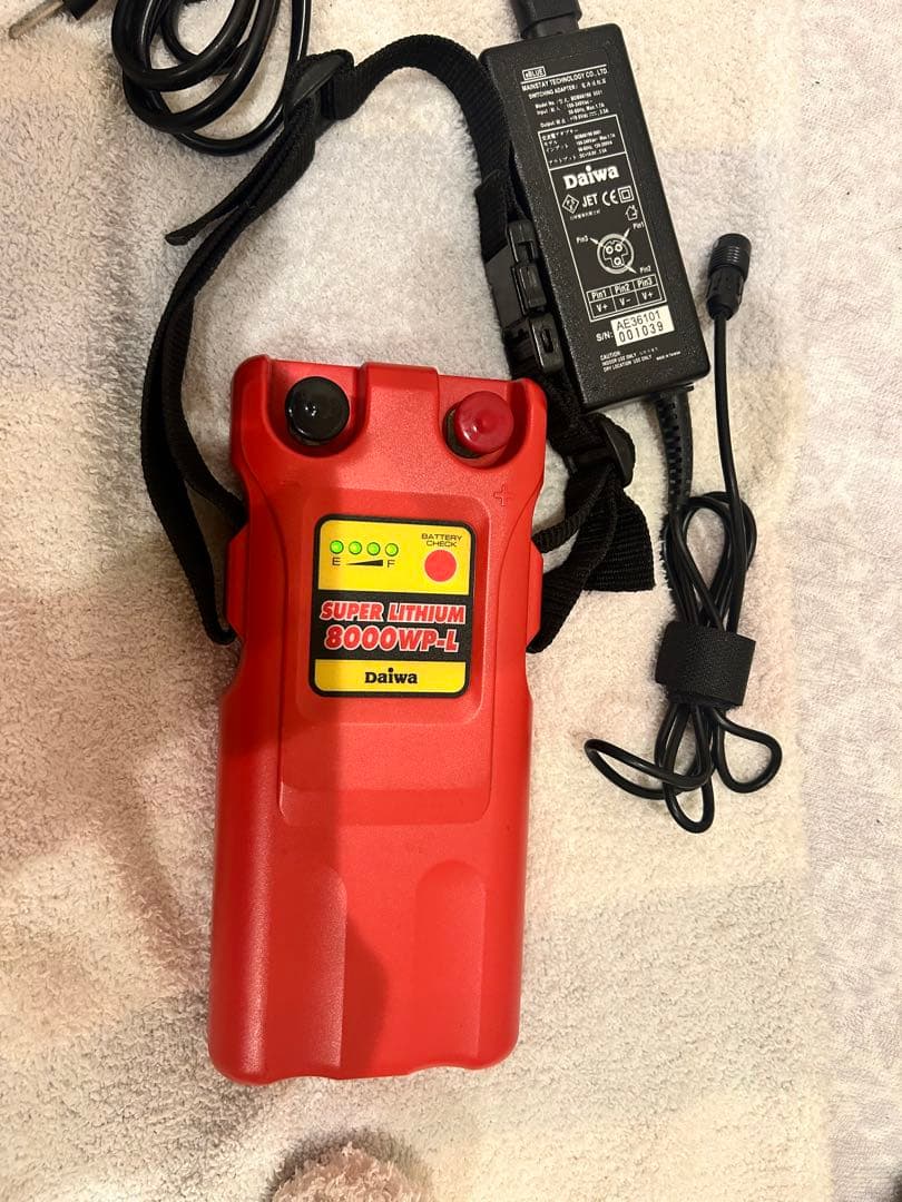 電動リール　バッテリー　Daiwa SUPER LITHIUM 8000WPL