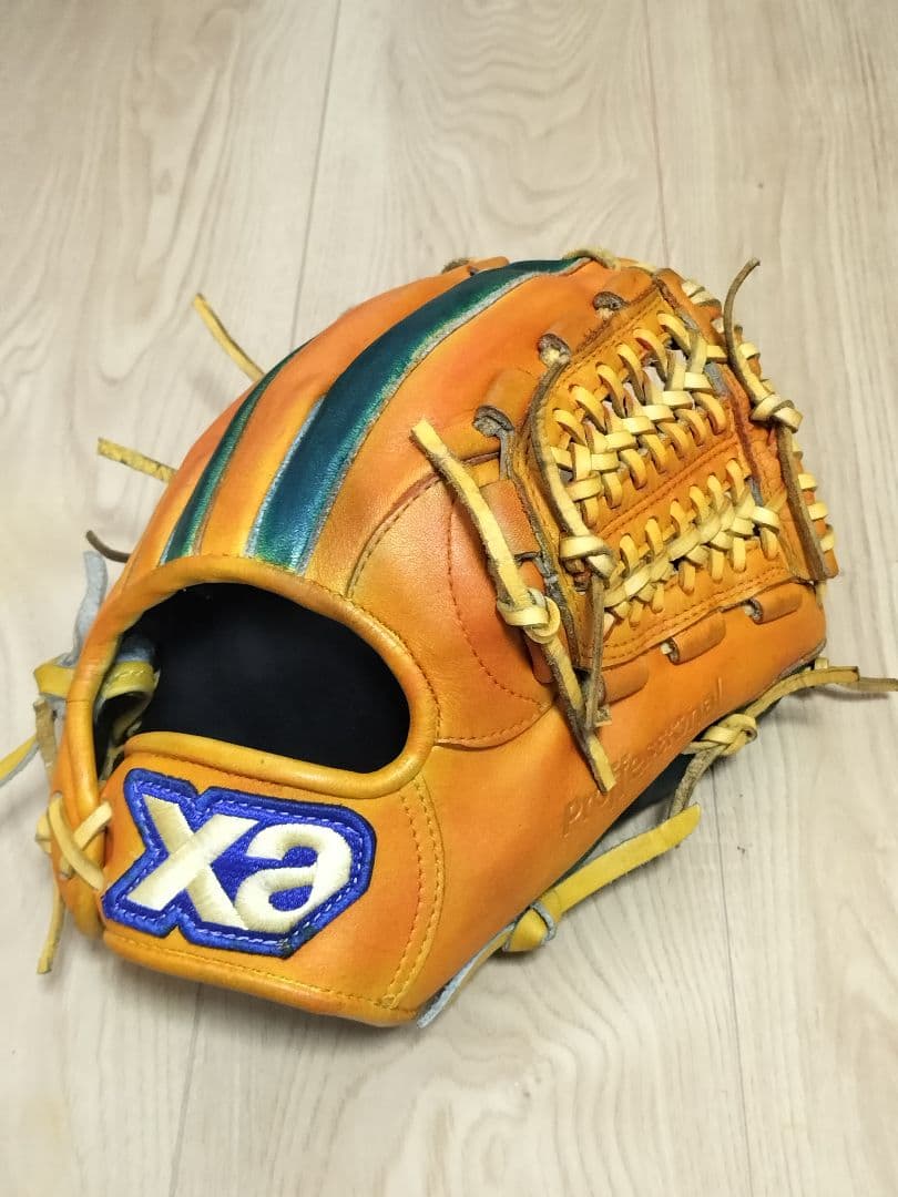 ザナックス　DYNAX　一般軟式　内野用