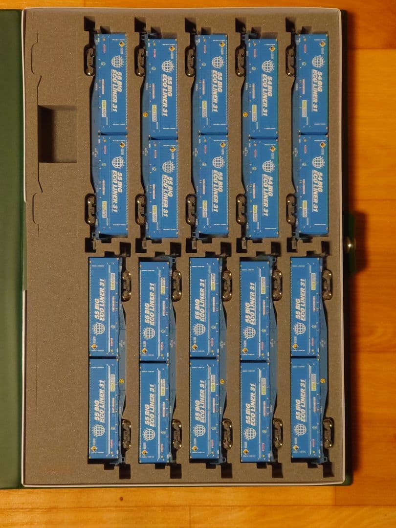 KATO 10-1983トヨタ ロングパス・エクスプレス エコライナー