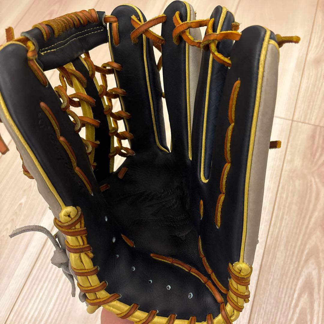 ミズノプロ　直営店限定モデル　軟式外野手用