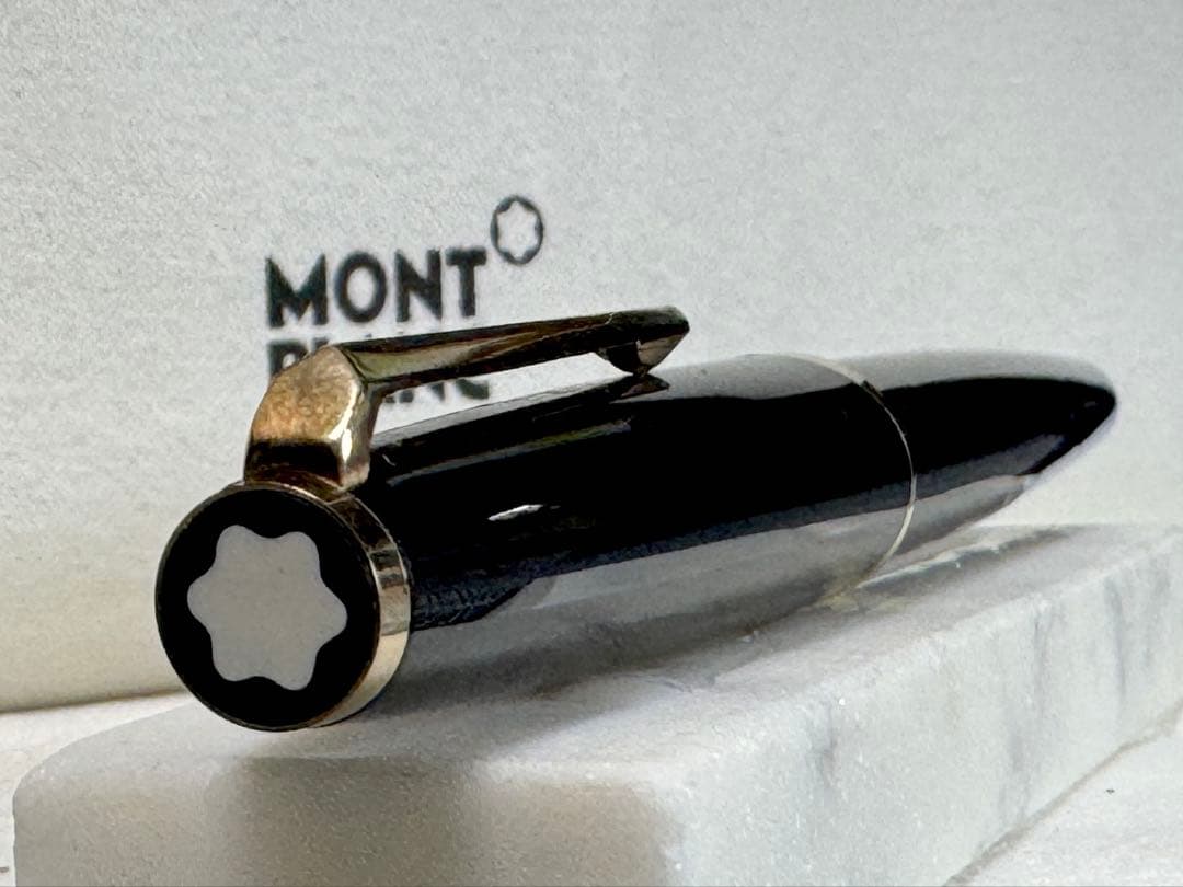 【極美品】モンブラン NO 121 万年筆 ペン先18K ブラック 極細字