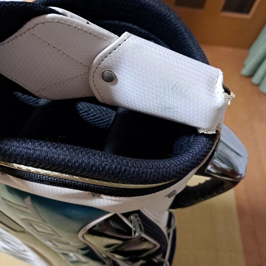 HONMAツアーワールドキャディバッグ-9.5インチ。フード付き（フードは美品)