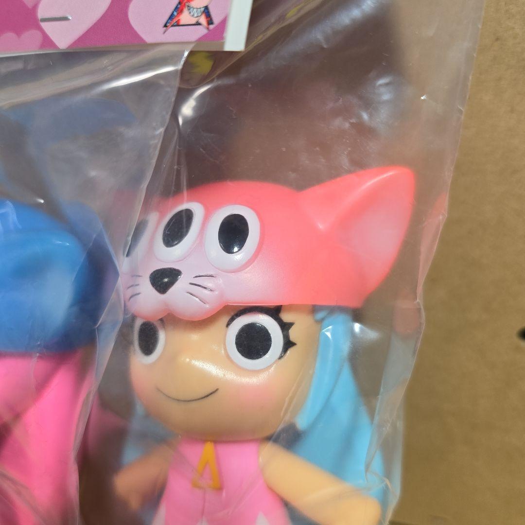 レッドシャーク×アートジャンキー ソフビシリーズ シャメロット