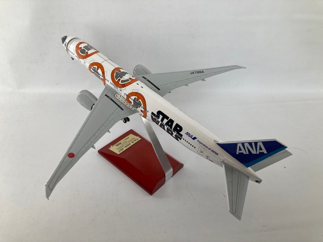 ANA ボーイング 777 Star Wars 1/200モデル