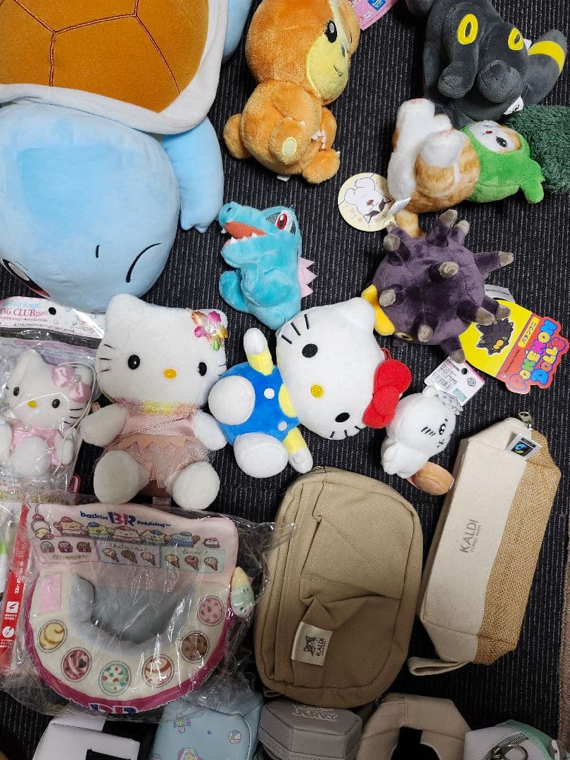 し*ー様 ポケモン　ちいかわ　サンリオ　メモ帳　筆箱　糸　すみっコぐらし　まとめ