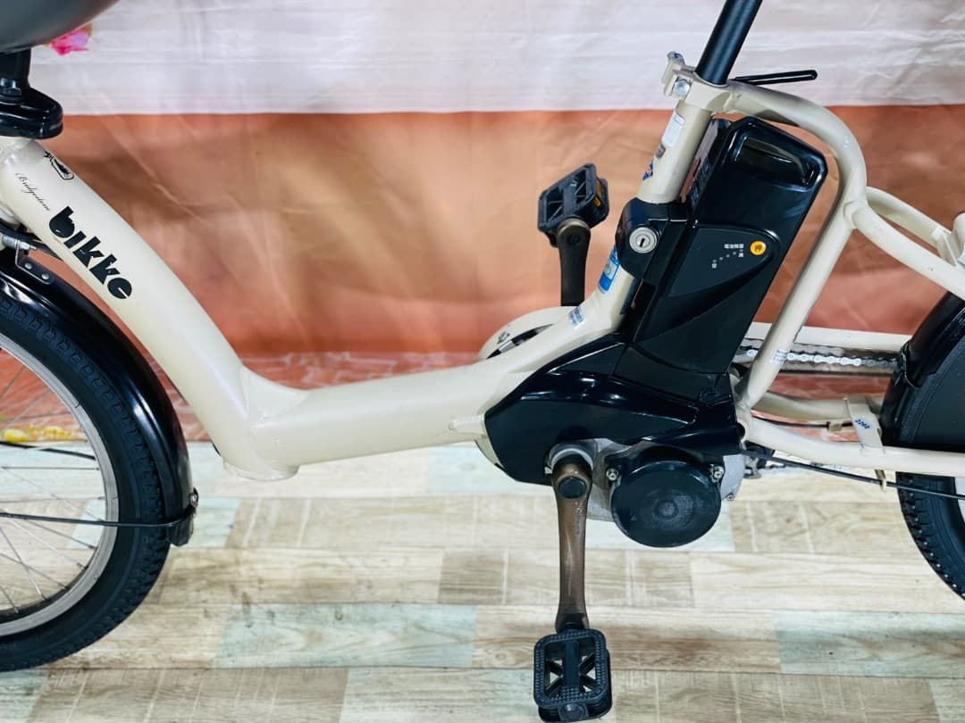 超人気！BIKKE ビッケ8.9AH⭐️ブリヂストン子供乗せ電動自転車Y2260