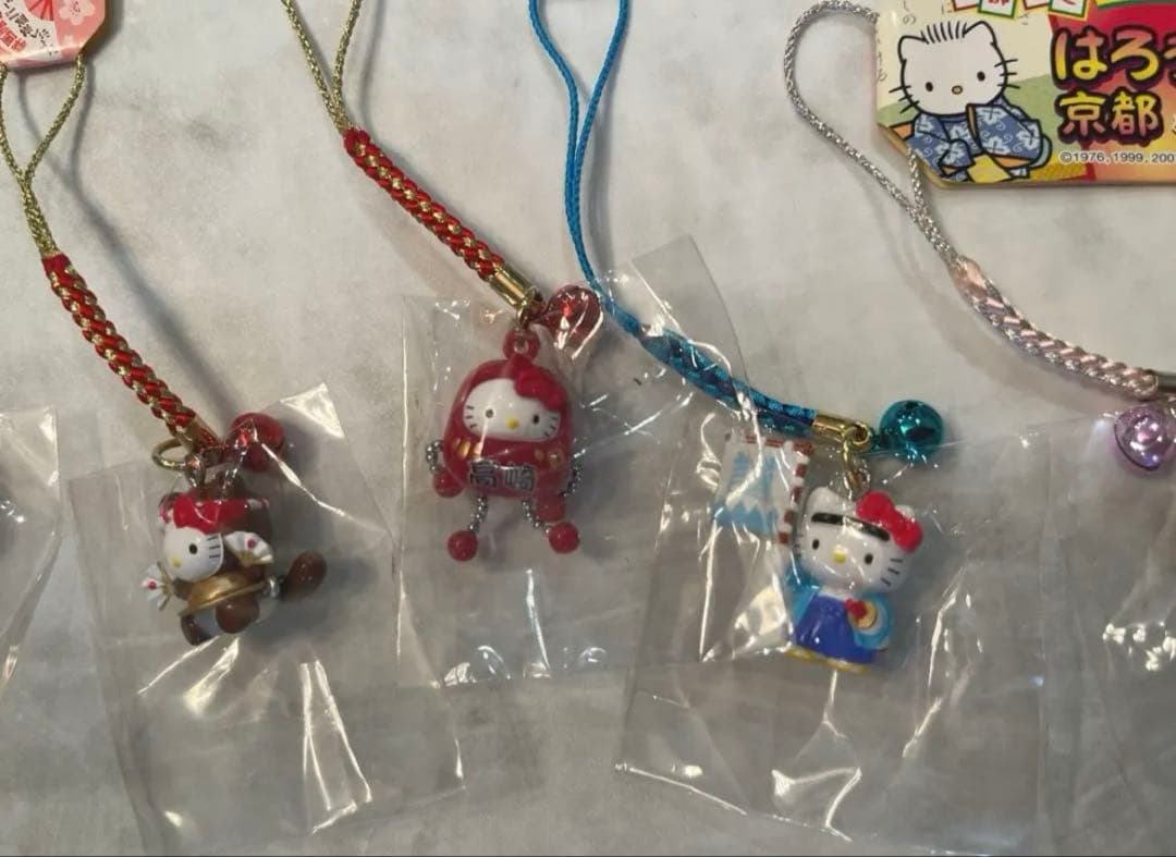 ハローキティ ご当地キティ 根付け　ストラップ 10個セット