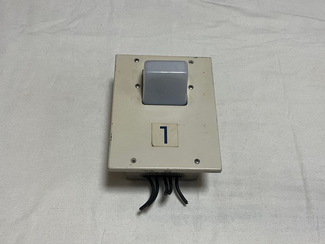 鉄道部品　24系　寝台　部屋灯