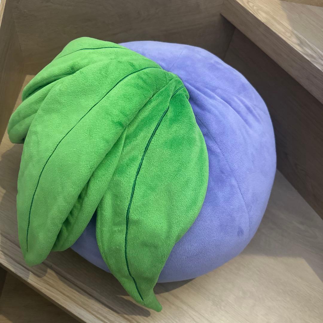 ポケモンセンター限定　ナゾノクサ　もっちりまんまるクッション　ポケモン