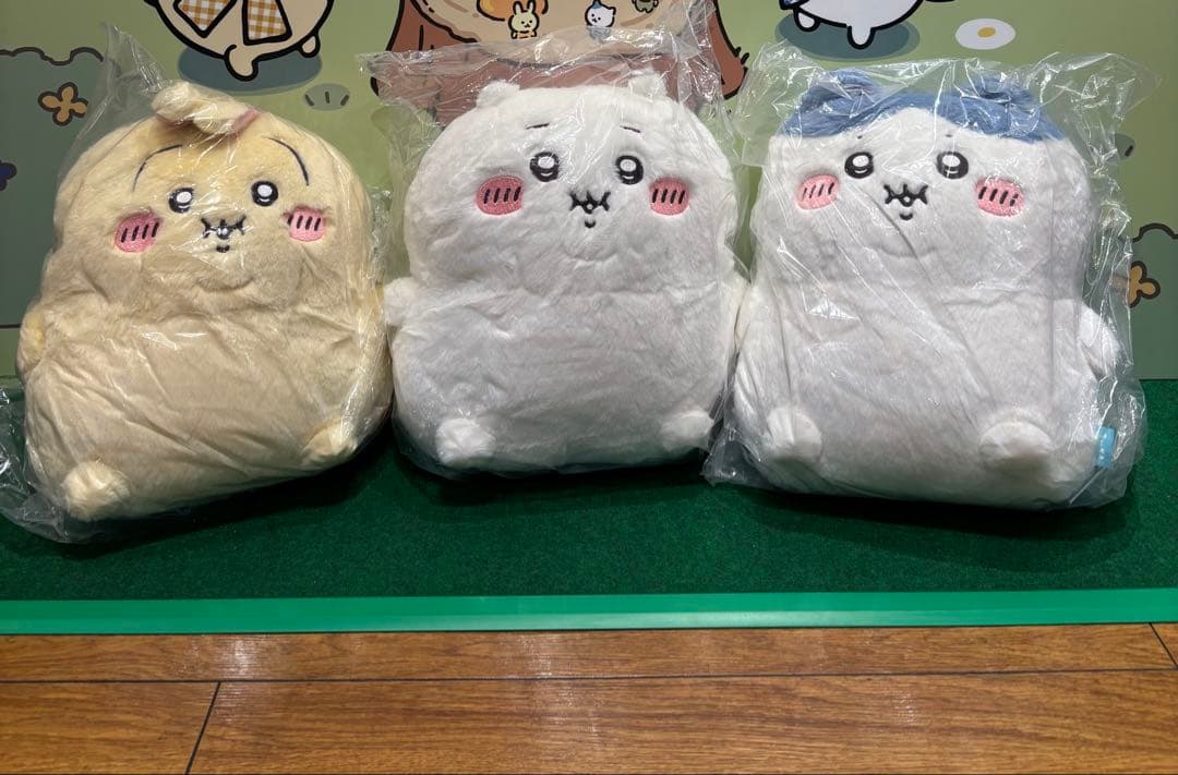 ぼっちゃり　ちいかわ　抱っこぬいぐるみ3種類セット