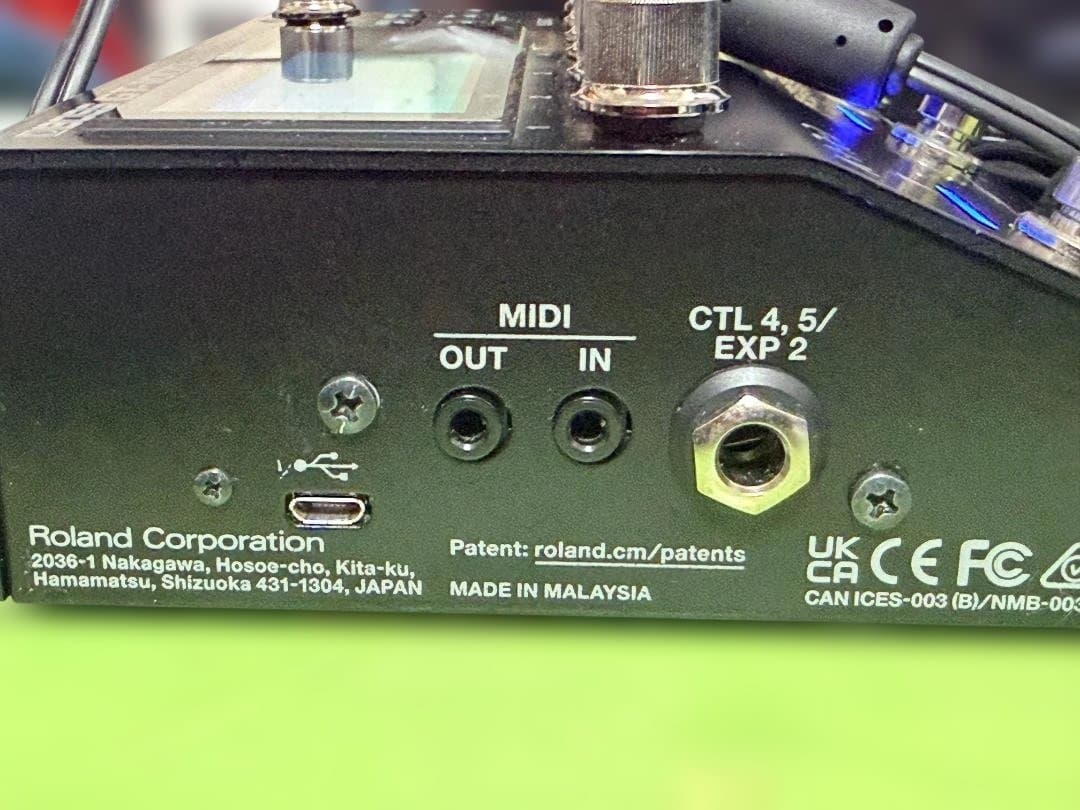 BOSS GT-1000CORE フットスイッチFS-7付き