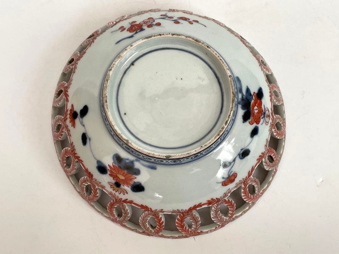 骨董　アンティーク　古伊万里　色絵花鳥図輪繋透鉢　金襴手　透かし　元禄　輸出手