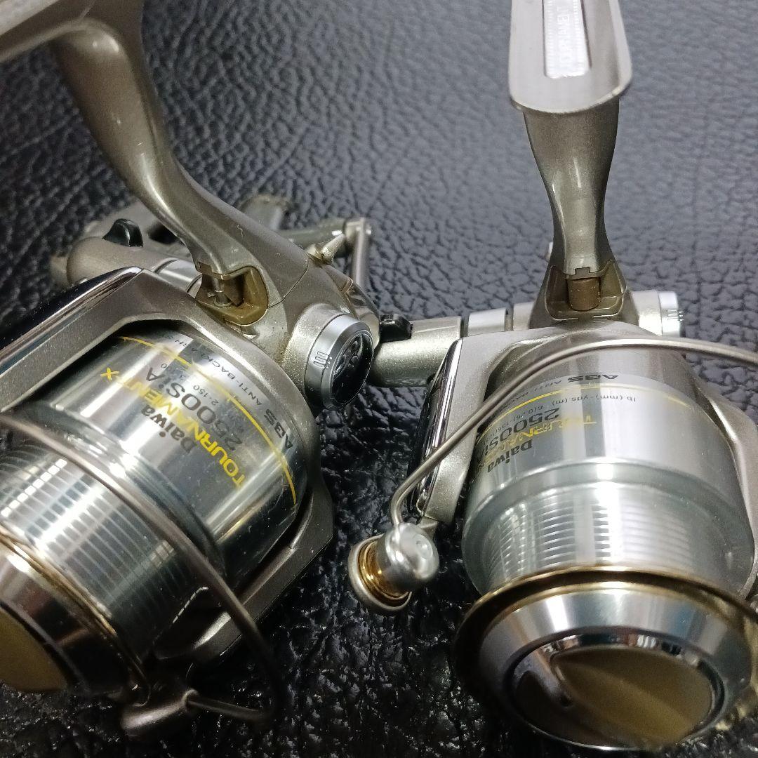 Daiwa TOURNAMENT-X 2500SiA　２台セット　送料無料