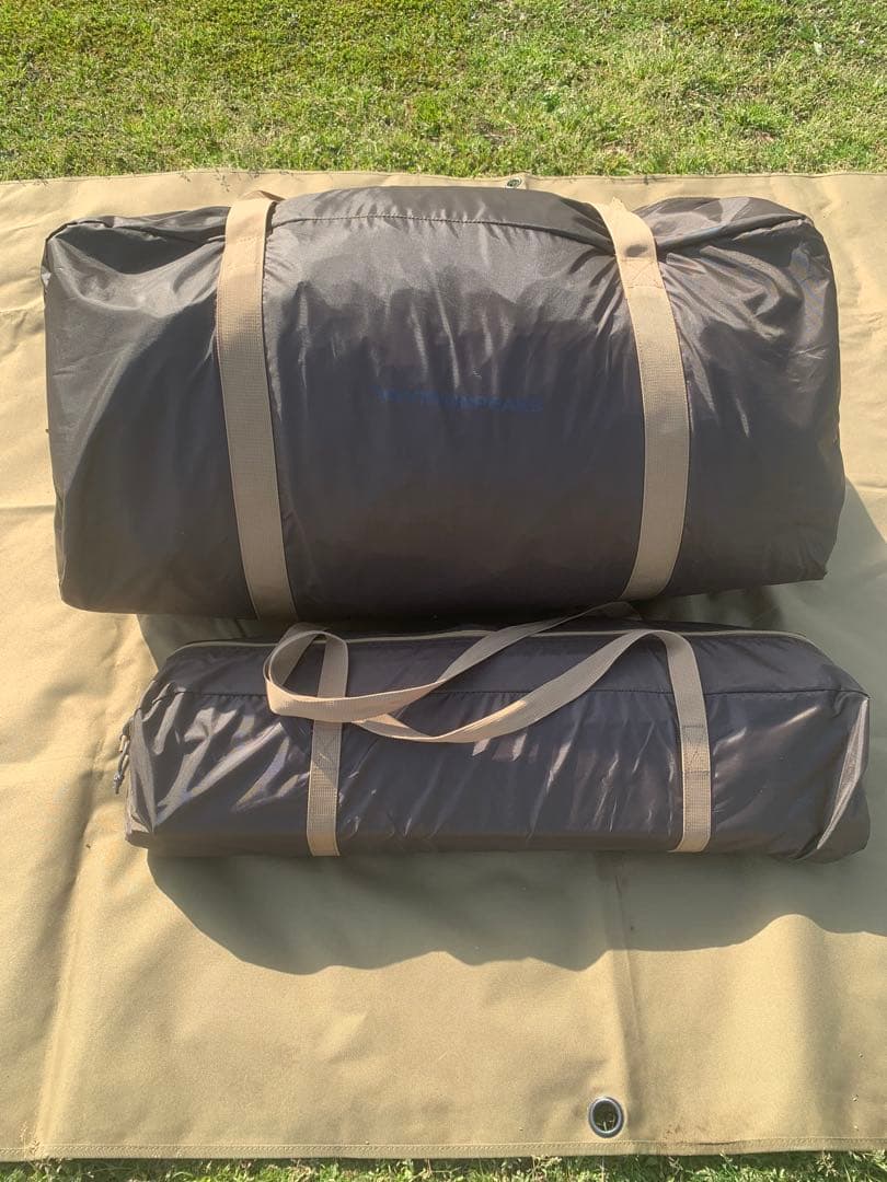 クアトロアーチ2ルームテント+RF(最大収容人数5〜6人)