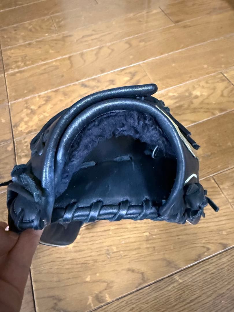 ミズノ 軟式グローブ 黒 オールラウンド用