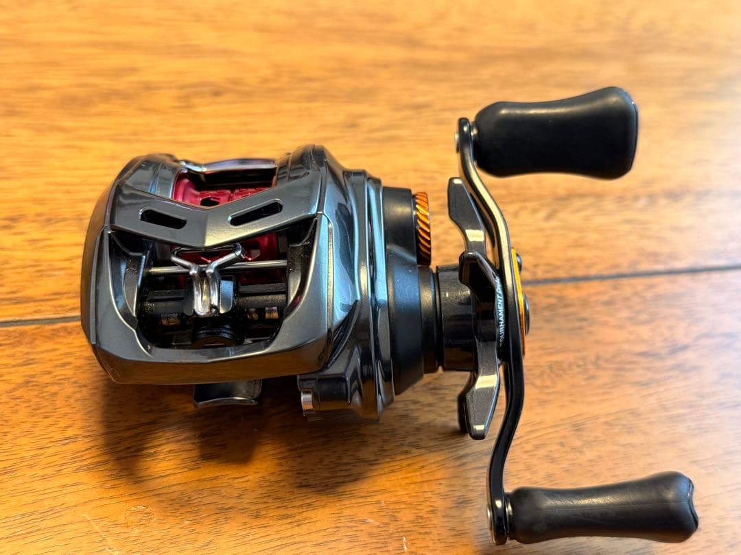 そ*】様 アルファス　air tw左ハンドル　[ダイワ純正]SLP worksカ