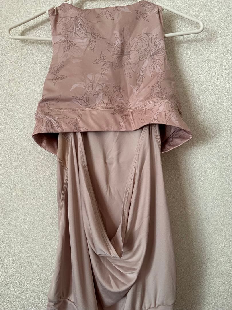 LAVA ヨガウェア M 薄ピンク 花柄　新品　大人気　即完売