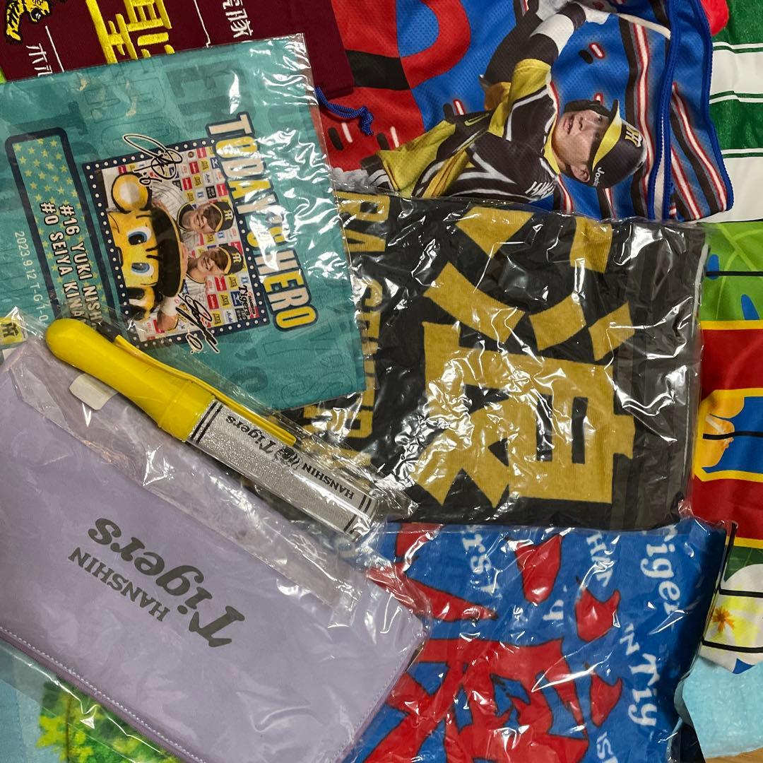 3日間限定値下げ！阪神木浪聖也11点未使用ペンライトシークレットやタオル