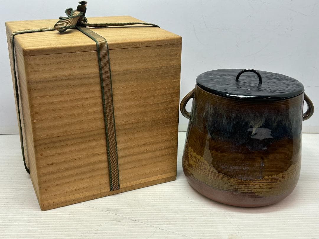 ★値下げ！★新品・未使用/高取焼/高級【亀井味楽　水差し】桐箱入り★