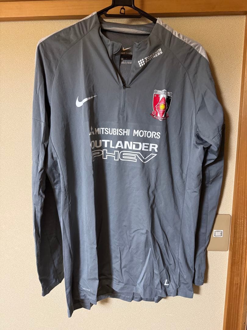 浦和レッズ　選手支給品　ウーブン