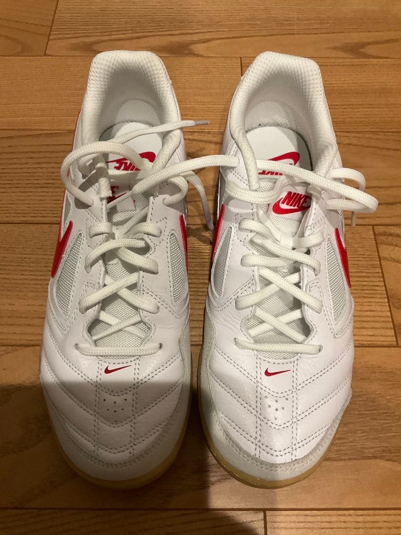 Nike ナイキ　ガト フットサルシューズ　ホワイト/レッド27.0cm