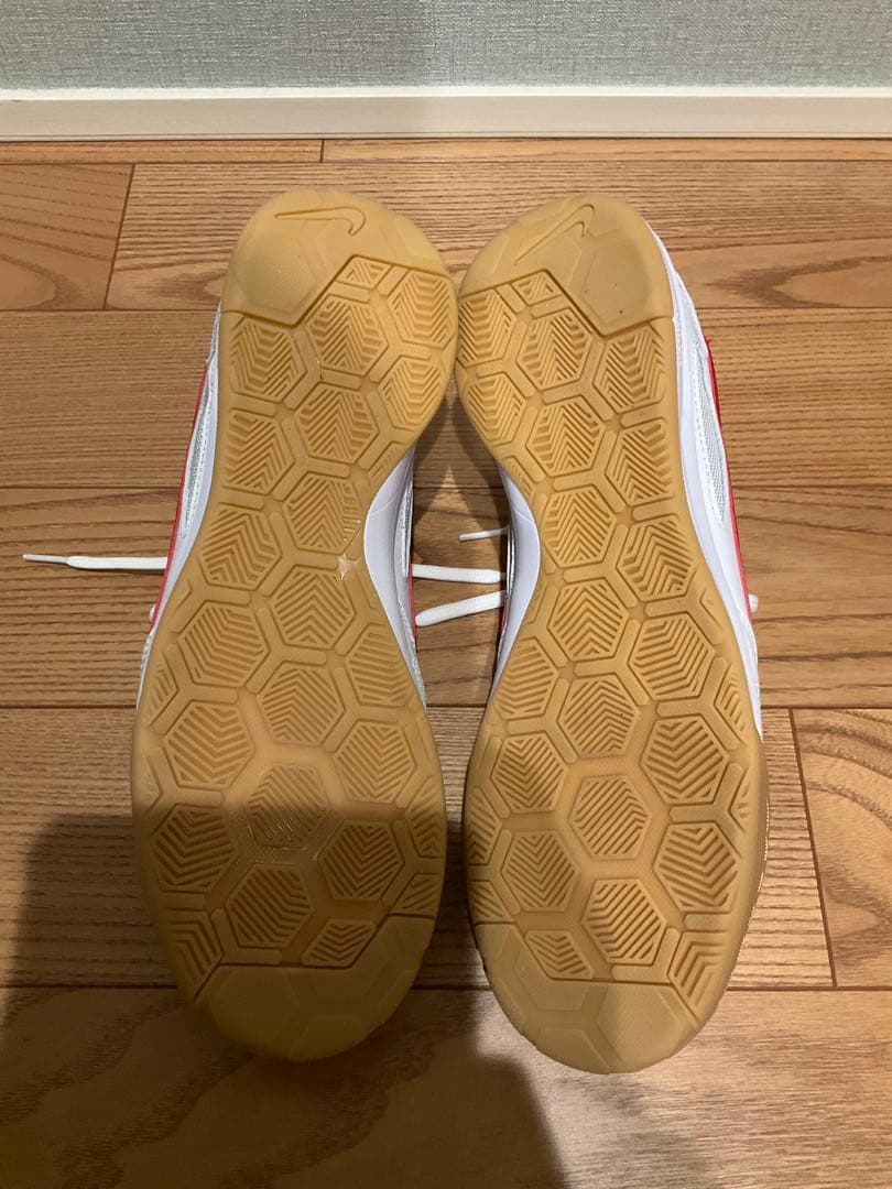 Nike ナイキ　ガト フットサルシューズ　ホワイト/レッド27.0cm
