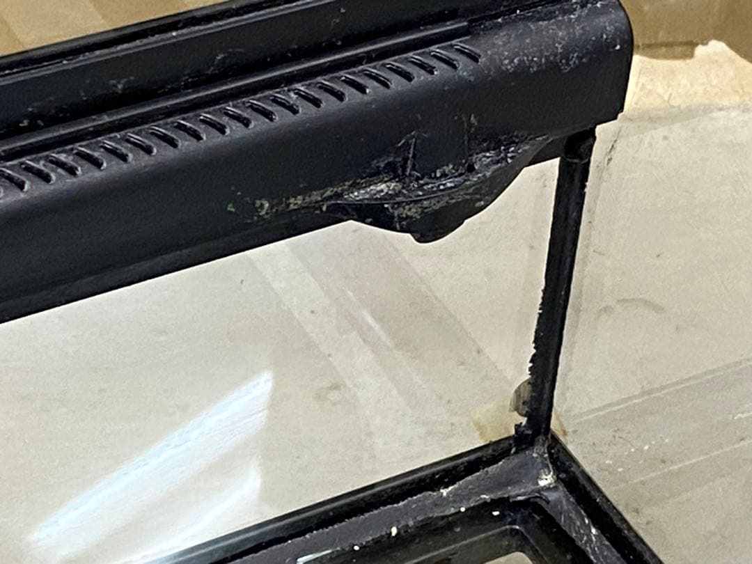 EXOTERRA 爬虫類・両生類用 グラステラリウム 照明付き 付属品多数