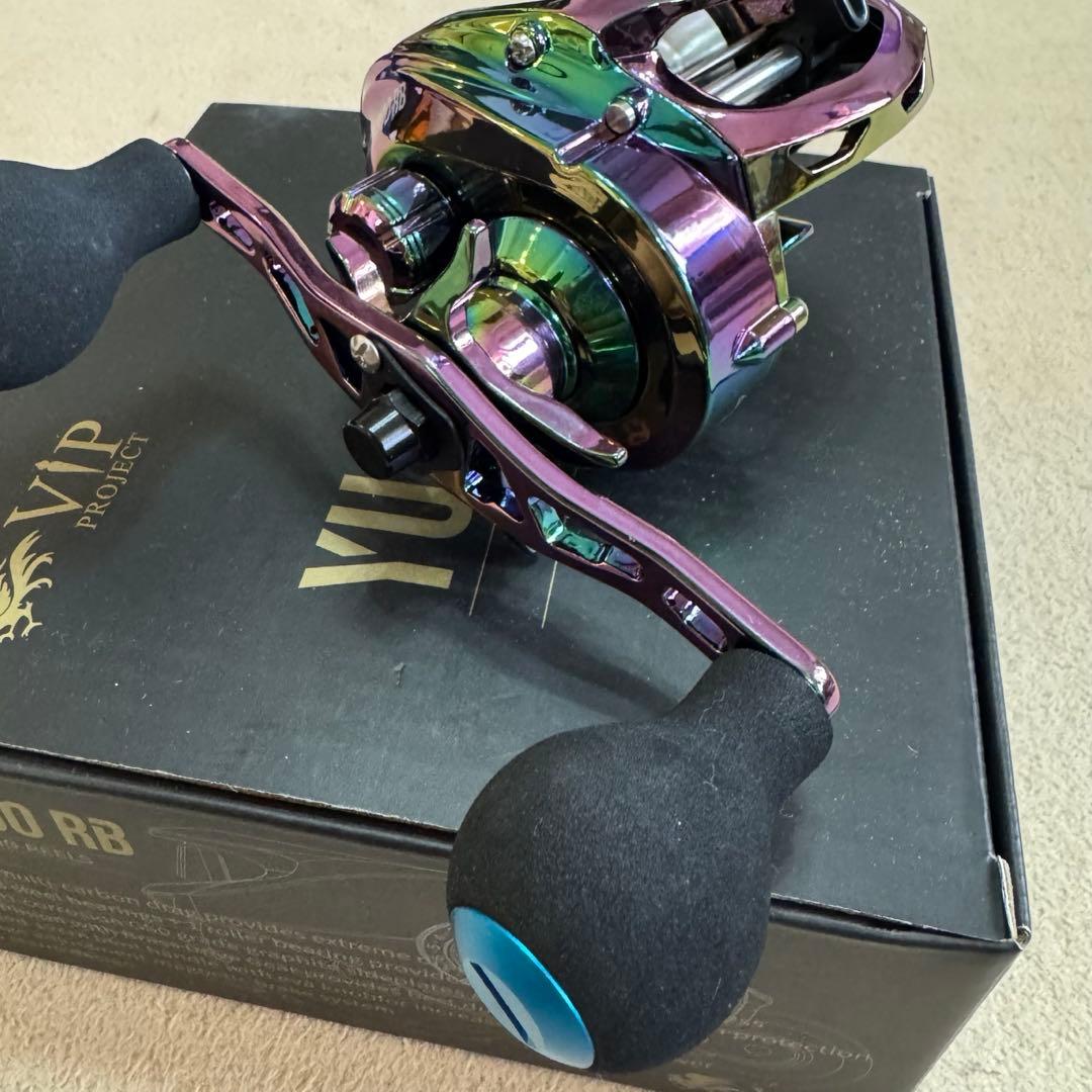 【新品未使用】VIPプロジェクト YUJI 300 RB ベイトリール