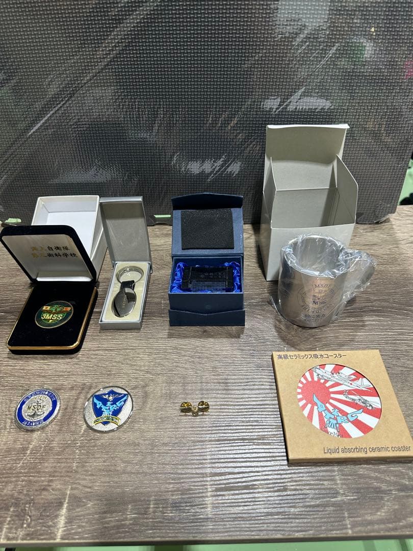 ザ*ジ様 海上自衛隊、航空自衛隊記念・ピンバッジ・マグカップセット