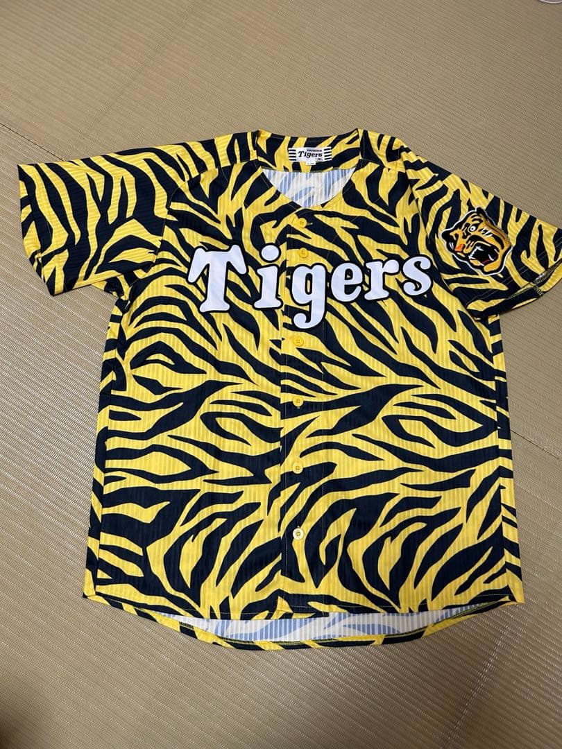 阪神タイガース マンスリーデザイン 2016年 虎柄 ミズノ Lサイズ