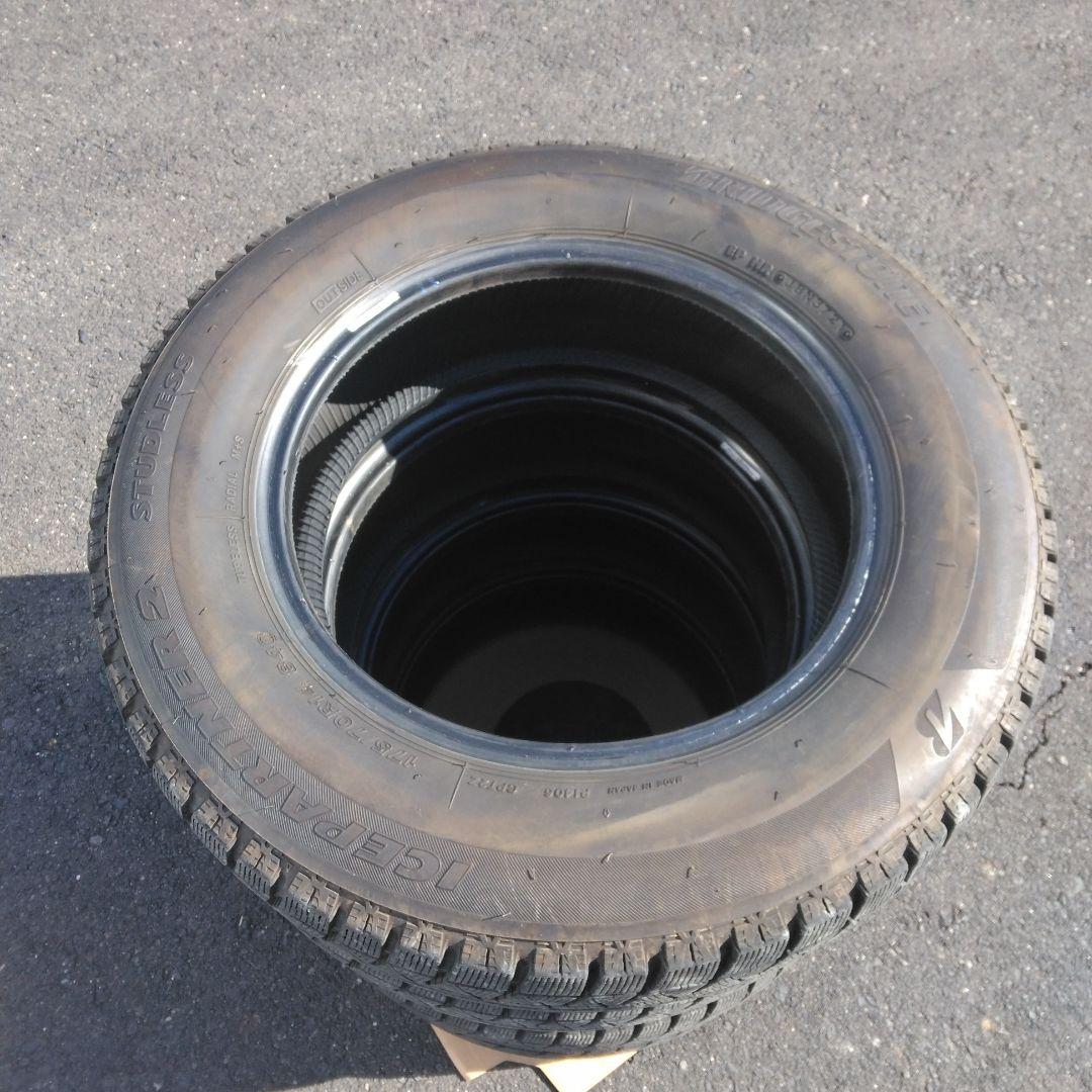 BSスタッドレス175/70R14中古4本セット　送料込み