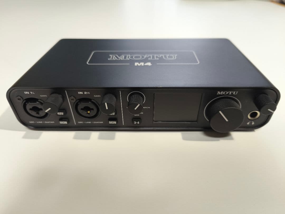 MOTU M4 本体 USBケーブル付 (オーディオインターフェース) 中古
