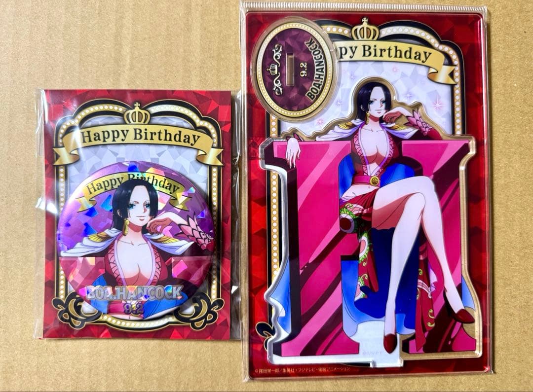 ONE PIECE バースデイ　ホログラム缶バッジ　アクスタ　ハンコック　セット