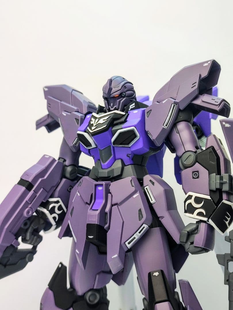 シナンジュスタイン　ガンプラ完成品