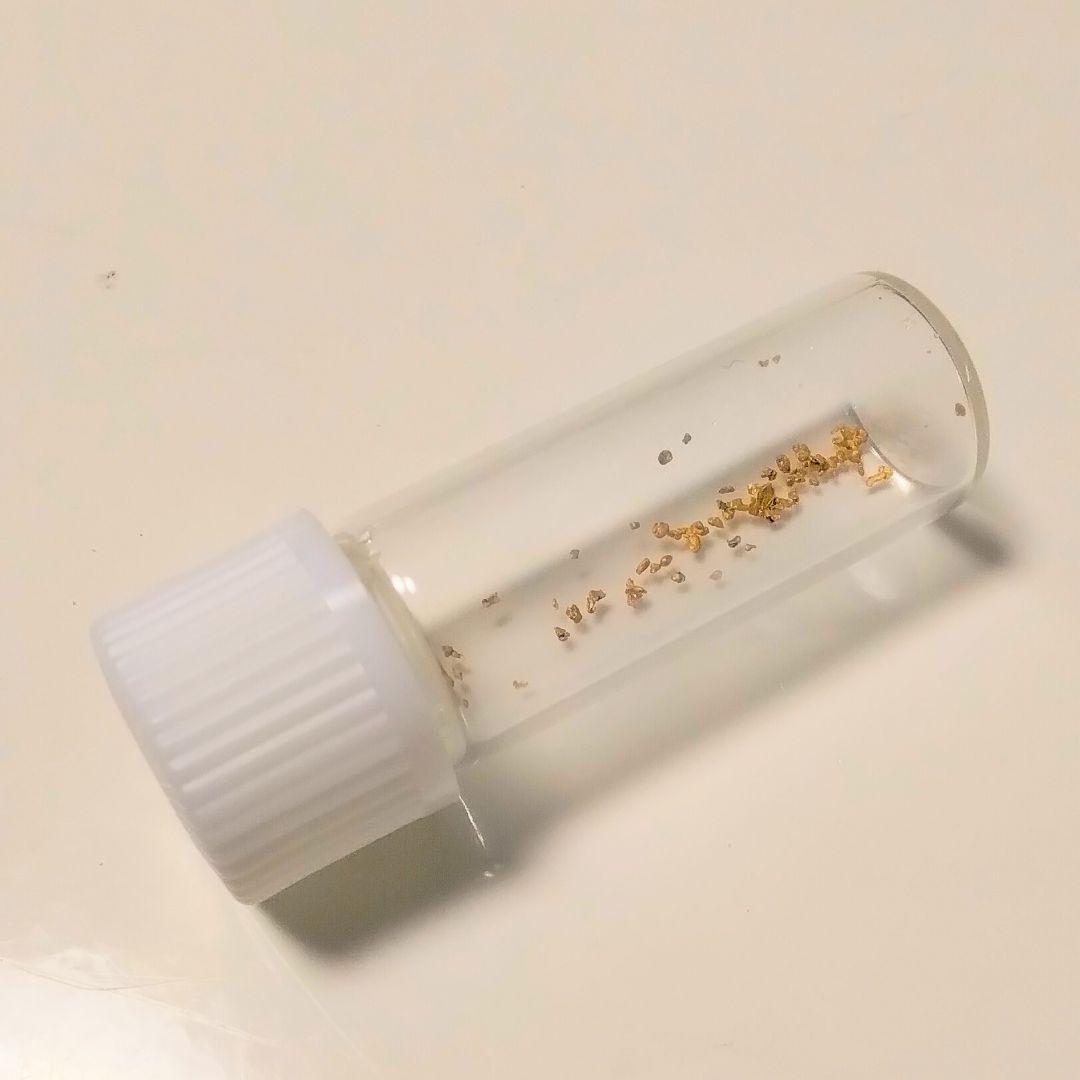 【Ｎｏ．１】大分県産天然砂金☆約９０～１１０粒セット☆コレクションや自由研究に