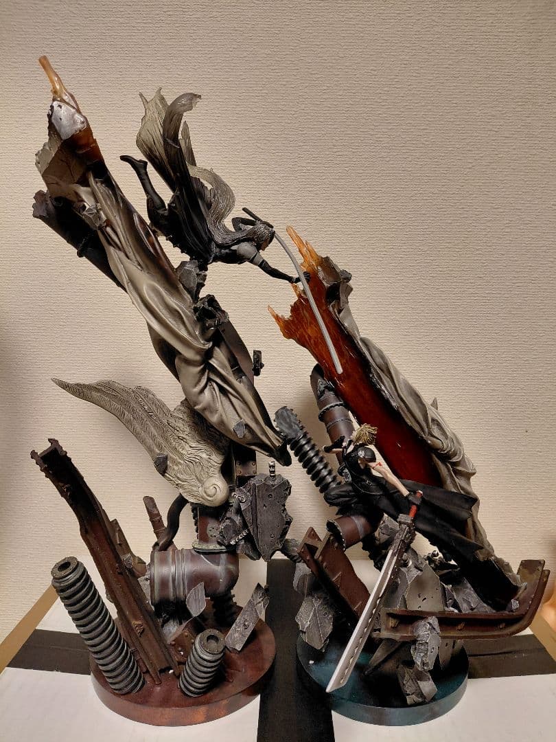 ファイナルファンタジー　フィギュア　スカルプチャー　アーツ　クラウド　セフィロス