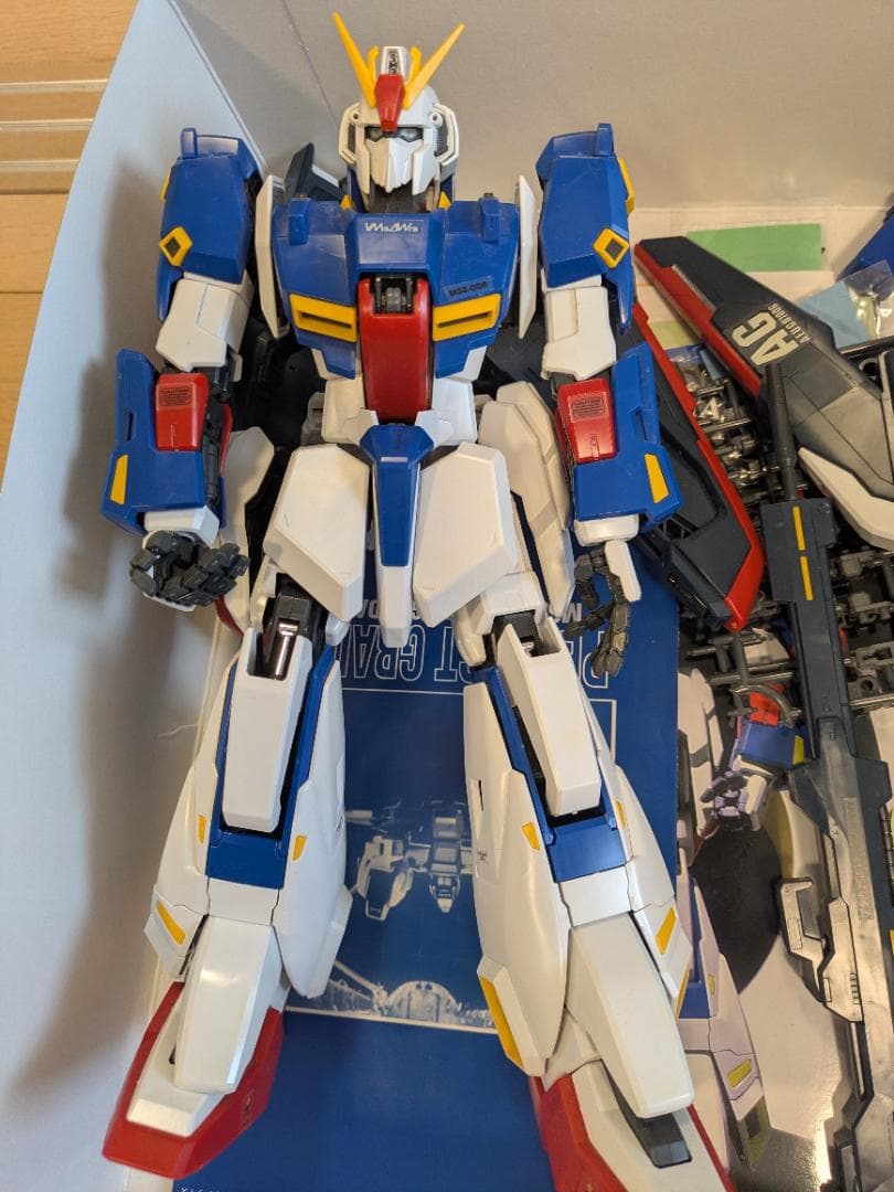 PG MSZ-006 Ζガンダム 1/60 素組み