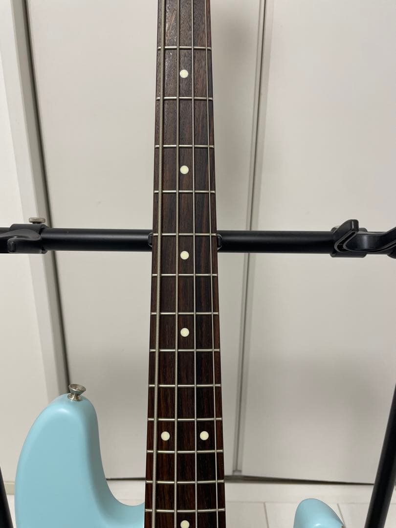ベース Fender Junior Jazz Bass Made in Japan