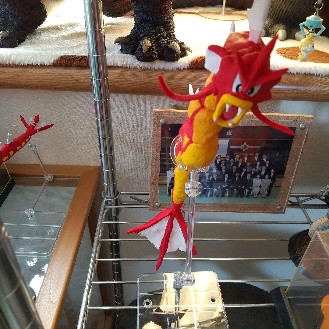 赤いギャラドス　ポケモンフィギュア