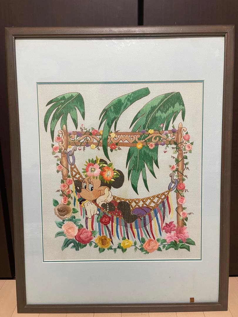 ミニーマウス 刺繍画 縫い絵 一枚限定生産