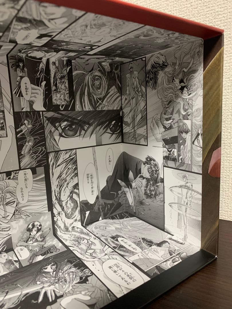 「CLAMP PREMIUM COLLECTION X」19冊収納BOX