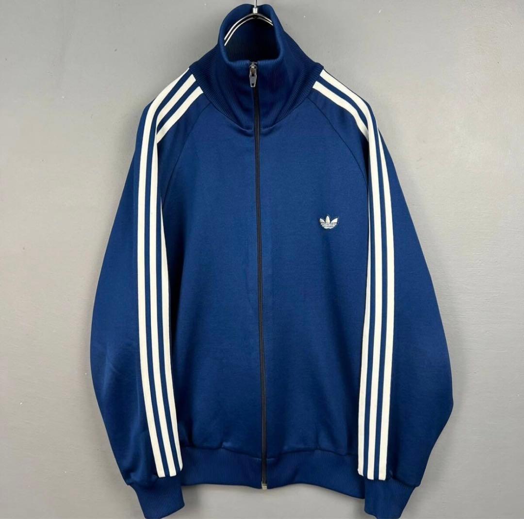 アディダス デサント トラックジャケット