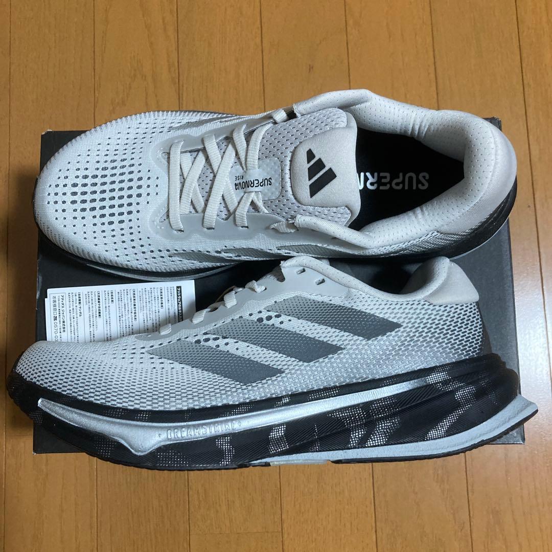 アディダス ランニングシューズ　スーパーノヴァ ライズ　　ID8782