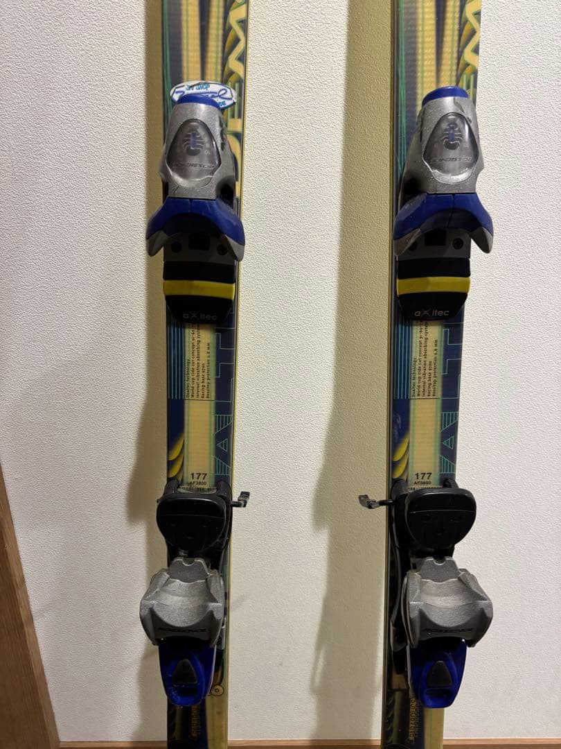 ROSSIGNOL スキー板　ビンディング付き