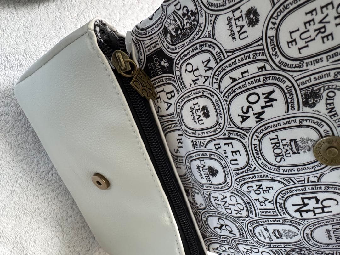 未開封　カタール航空　ディップティックトラベルポーチ　7個セット