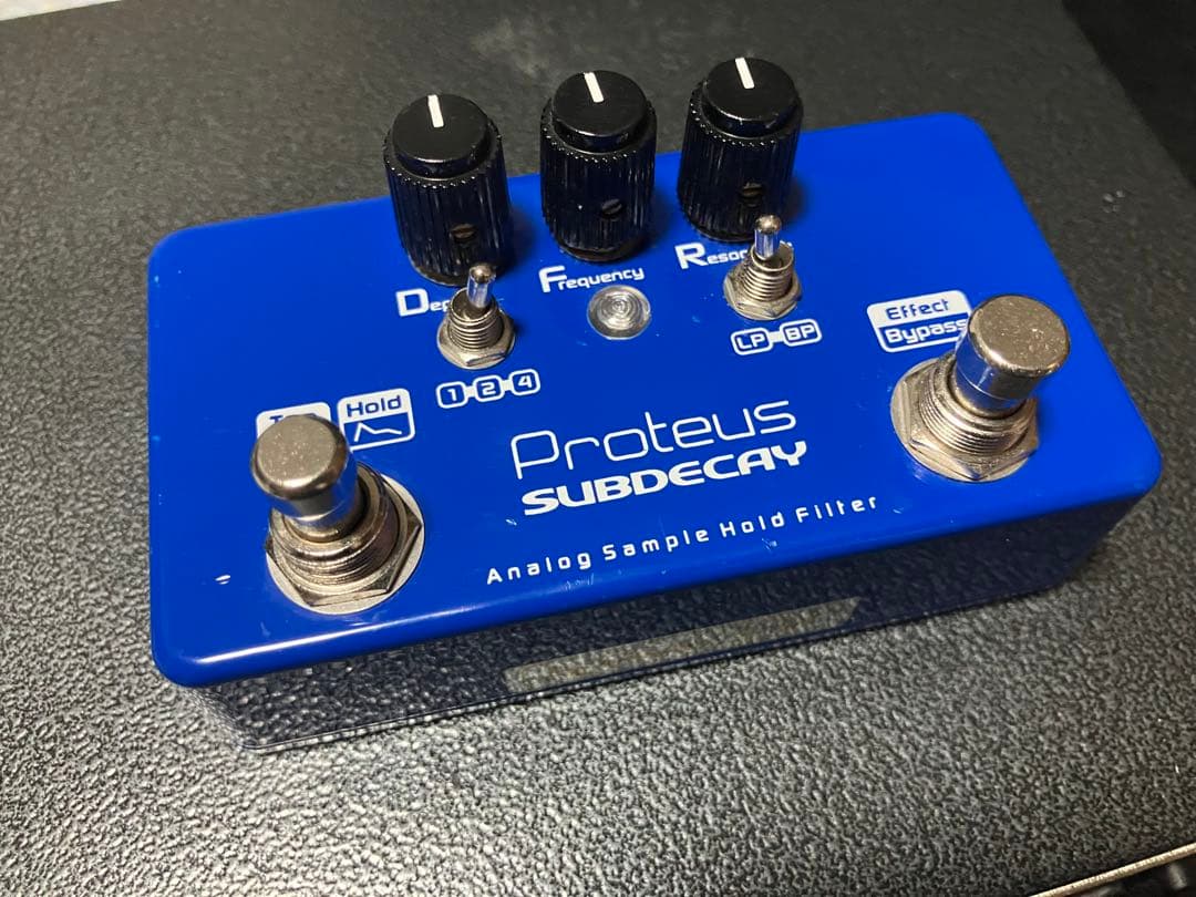 Proteus SUBDECAY アナログサンプルホールドフィルター