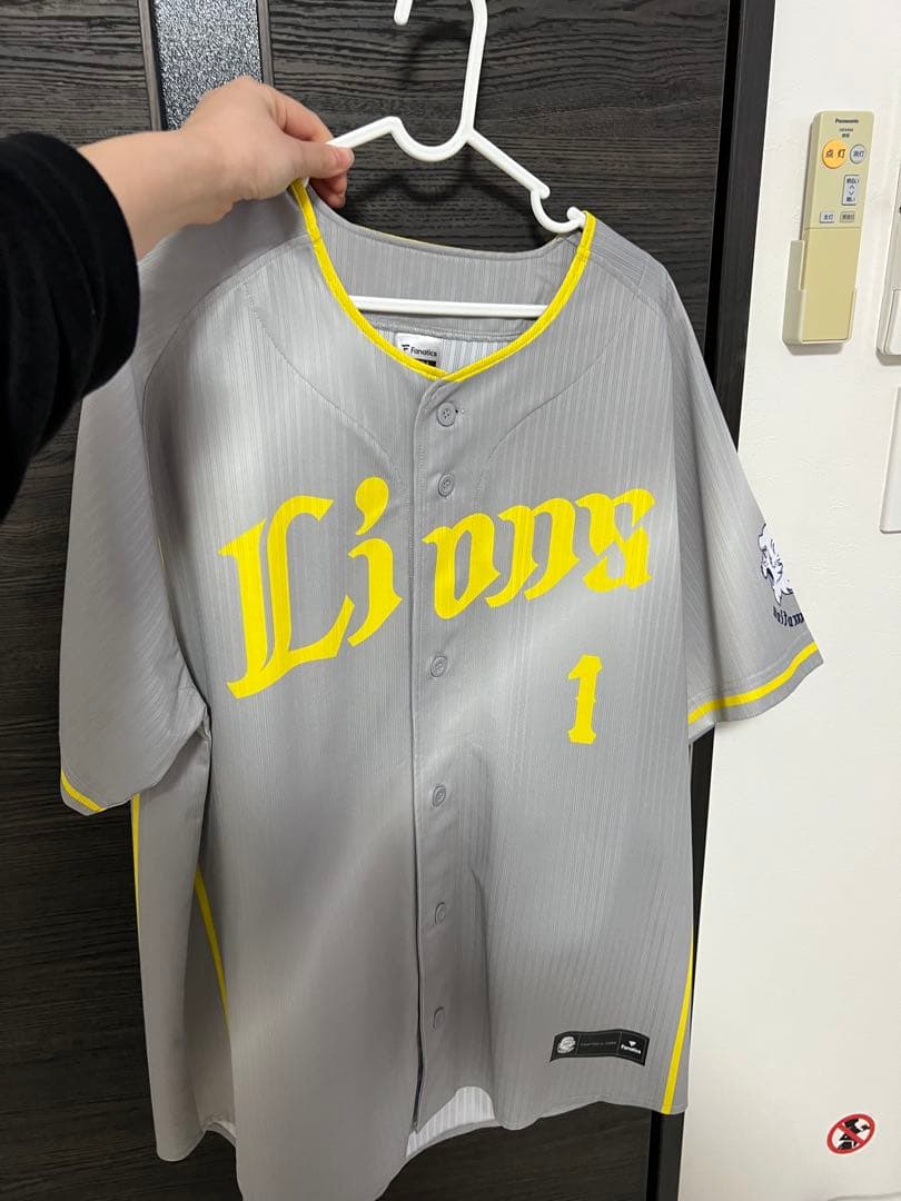 埼玉西武ライオンズ ユニフォーム 栗山 1