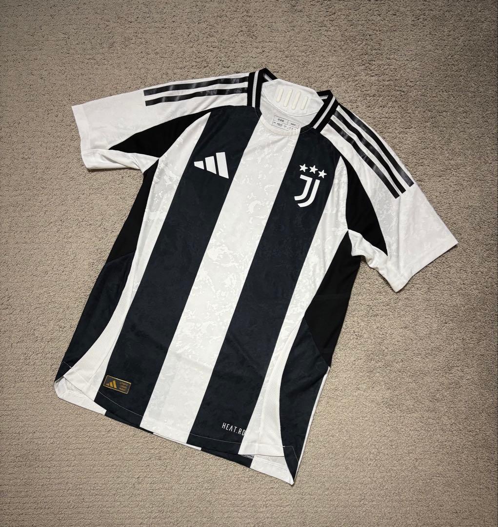 ユベントス　 アディダス　 オーセンティック ユニフォーム