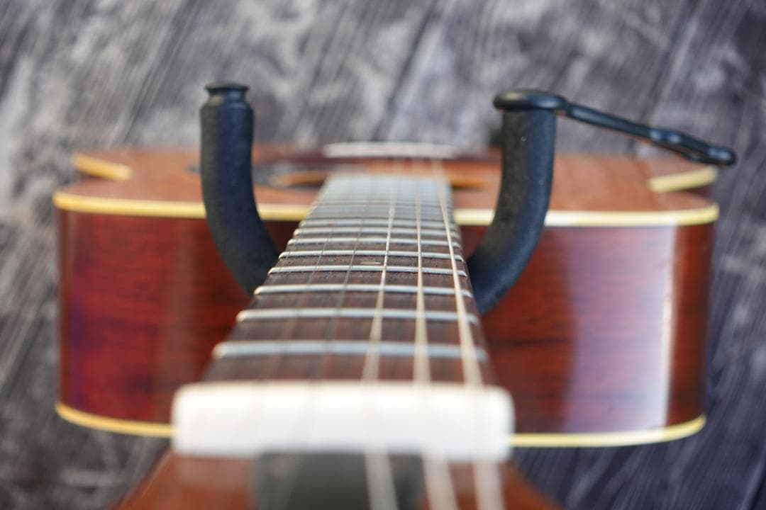 ヤマハ FG-200J（リペアずみ）